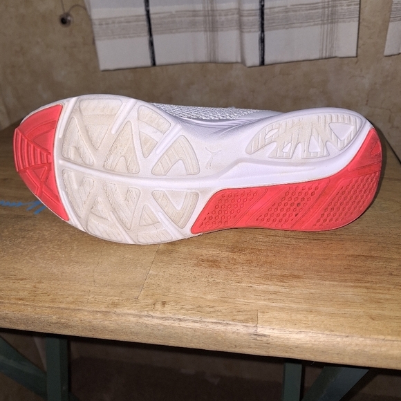 Puma Iocell White Neon Pink Running Shoes Sneakers Women's Size 8.5. - Picture 15 of 15